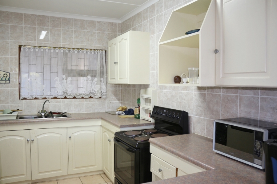 3 Bedroom Property for Sale in West Beach Eastern Cape